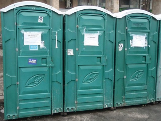 Туалеты на Майдане