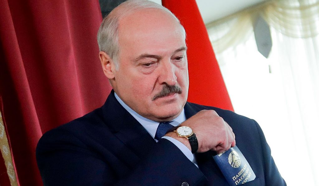 Диктатор Лукашенко